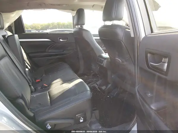 5TDJZRFH0KS615370 2019 TOYOTA HIGHLANDER - Image 8