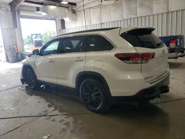 5TDJZRFH0KS625378 2019 TOYOTA HIGHLANDER - Image 2