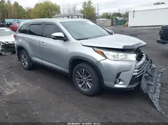 5TDJZRFH0KS626384 2019 TOYOTA HIGHLANDER