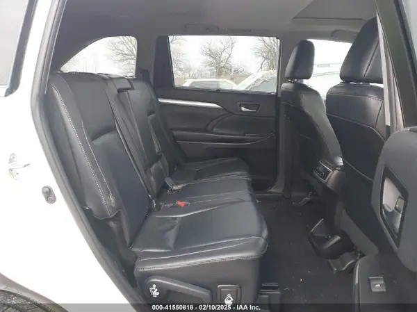 5TDJZRFH0KS628474 2019 TOYOTA HIGHLANDER - Image 8