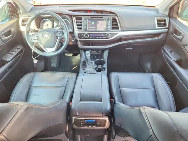 5TDJZRFH0KS717221 2019 TOYOTA HIGHLANDER - Image 8