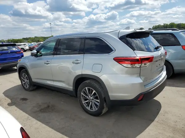 5TDJZRFH0KS723522 2019 TOYOTA HIGHLANDER - Image 2