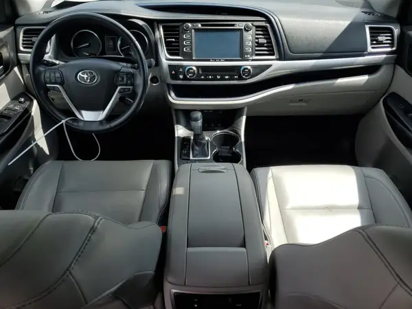 5TDJZRFH0KS723522 2019 TOYOTA HIGHLANDER - Image 8