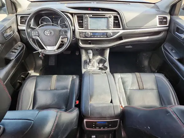5TDJZRFH0KS727540 2019 TOYOTA HIGHLANDER - Image 8