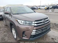 5TDJZRFH0KS916883 2019 TOYOTA HIGHLANDER
