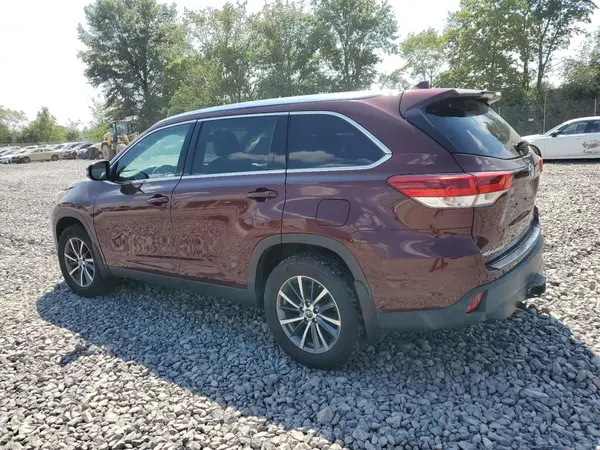 5TDJZRFH0KS926653 2019 TOYOTA HIGHLANDER - Image 2