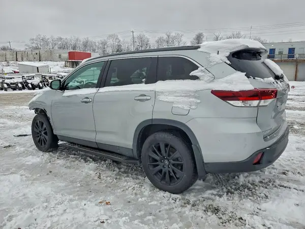 5TDJZRFH0KS937748 2019 TOYOTA HIGHLANDER - Image 2