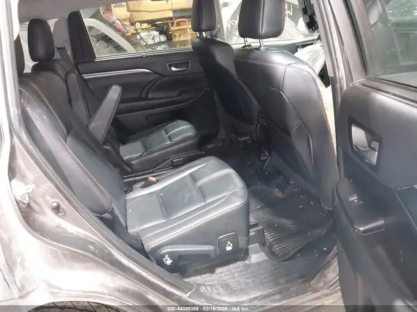 5TDJZRFH0KS978817 2019 TOYOTA HIGHLANDER - Image 8