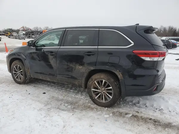 5TDJZRFH1HS357384 2017 TOYOTA HIGHLANDER - Image 2