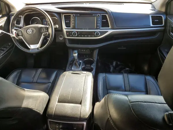 5TDJZRFH1HS381443 2017 TOYOTA HIGHLANDER - Image 8
