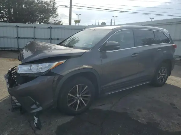 5TDJZRFH1HS384438 2017 TOYOTA HIGHLANDER - Image 1
