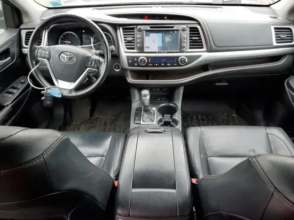 5TDJZRFH1HS387842 2017 TOYOTA HIGHLANDER - Image 8