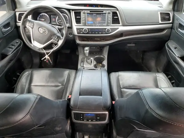 5TDJZRFH1HS389543 2017 TOYOTA HIGHLANDER - Image 8