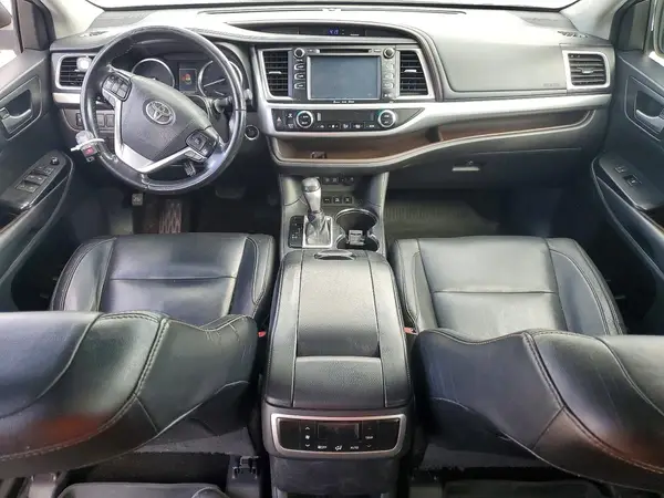 5TDJZRFH1HS390174 2017 TOYOTA HIGHLANDER - Image 8