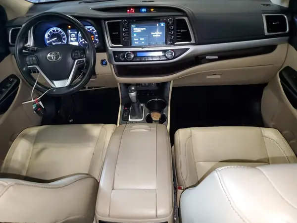 5TDJZRFH1HS392927 2017 TOYOTA HIGHLANDER - Image 8