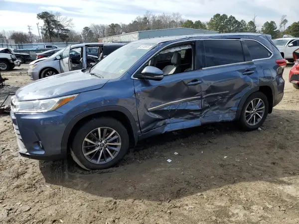5TDJZRFH1HS393351 2017 TOYOTA HIGHLANDER - Image 1