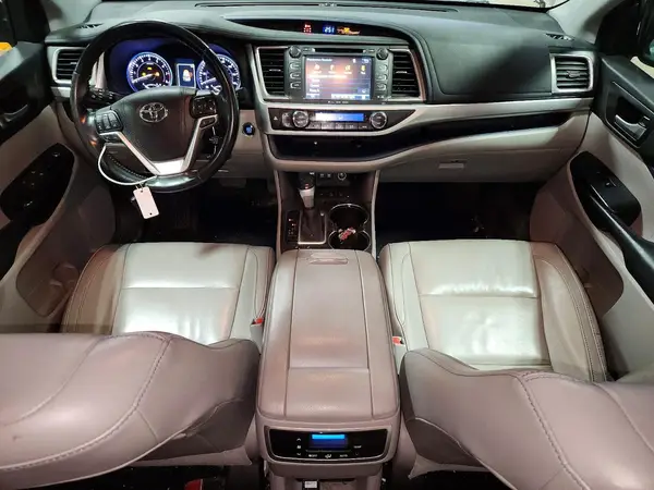 5TDJZRFH1HS399277 2017 TOYOTA HIGHLANDER - Image 8