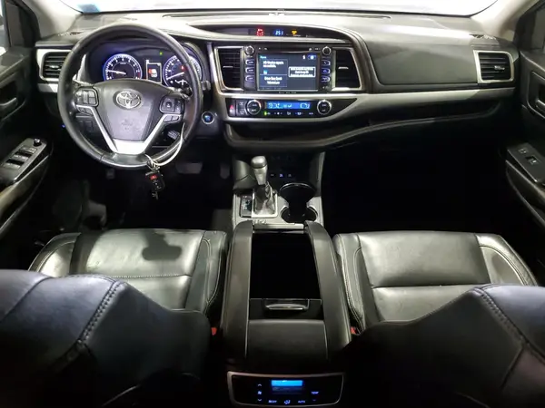 5TDJZRFH1HS414232 2017 TOYOTA HIGHLANDER - Image 8