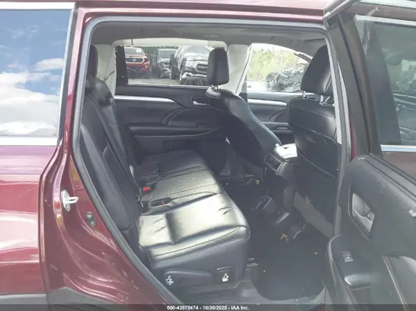 5TDJZRFH1HS439471 2017 TOYOTA HIGHLANDER - Image 8