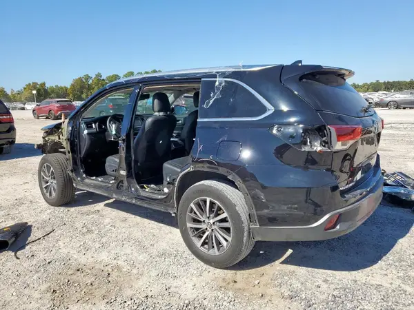 5TDJZRFH1HS453080 2017 TOYOTA HIGHLANDER - Image 2