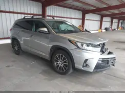 5TDJZRFH1HS465679 2017 TOYOTA HIGHLANDER