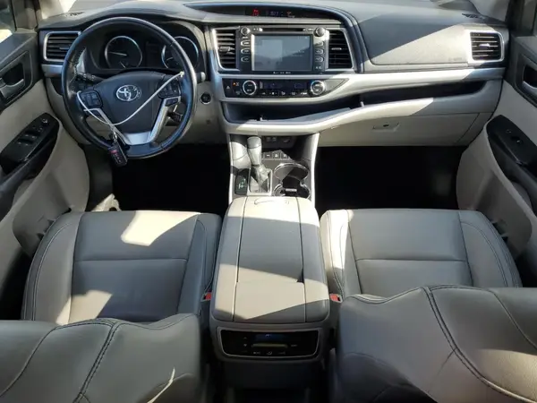 5TDJZRFH1HS509664 2017 TOYOTA HIGHLANDER - Image 8