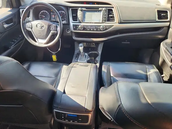 5TDJZRFH1HS511706 2017 TOYOTA HIGHLANDER - Image 8