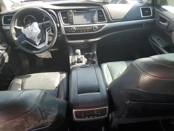 5TDJZRFH1HS522737 2017 TOYOTA HIGHLANDER - Image 8