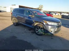 5TDJZRFH1JS490555 2018 TOYOTA HIGHLANDER