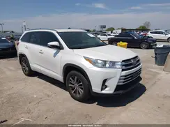 5TDJZRFH1JS490944 2018 TOYOTA HIGHLANDER