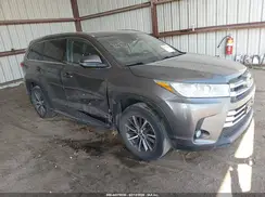 5TDJZRFH1JS526552 2018 TOYOTA HIGHLANDER