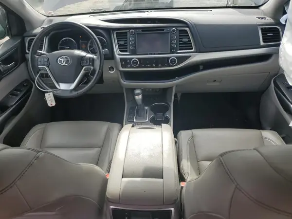 5TDJZRFH1JS535316 2018 TOYOTA HIGHLANDER - Image 8