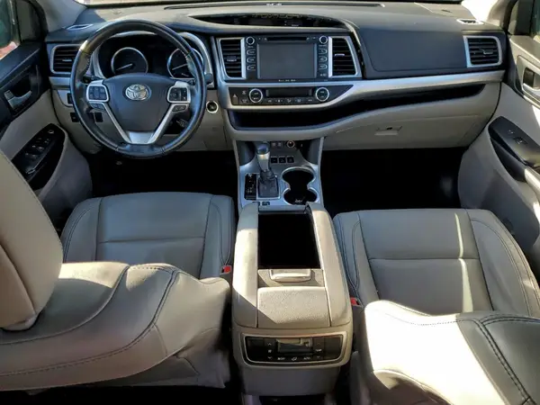 5TDJZRFH1JS547594 2018 TOYOTA HIGHLANDER - Image 8