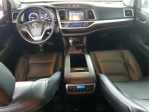 5TDJZRFH1JS548941 2018 TOYOTA HIGHLANDER - Image 8