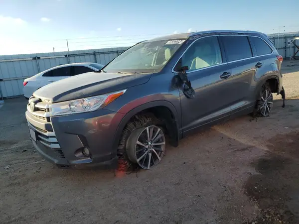 5TDJZRFH1JS554805 2018 TOYOTA HIGHLANDER - Image 1