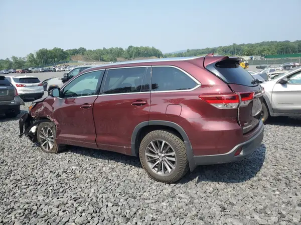 5TDJZRFH1JS816080 2018 TOYOTA HIGHLANDER - Image 2