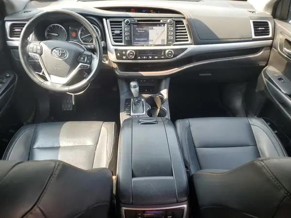 5TDJZRFH1JS816080 2018 TOYOTA HIGHLANDER - Image 8