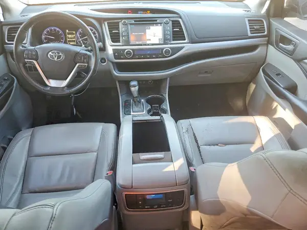 5TDJZRFH1JS826057 2018 TOYOTA HIGHLANDER - Image 8