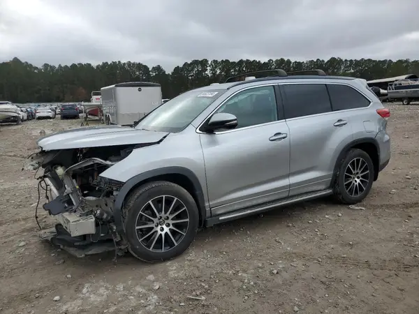 5TDJZRFH1JS826205 2018 TOYOTA HIGHLANDER - Image 1