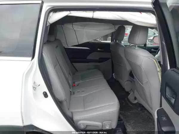 5TDJZRFH1JS838791 2018 TOYOTA HIGHLANDER - Image 8