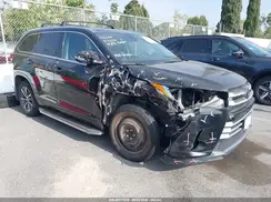 5TDJZRFH1JS845370 2018 TOYOTA HIGHLANDER