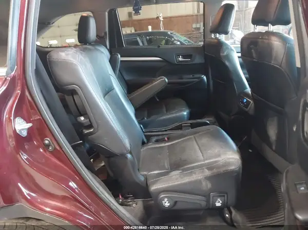 5TDJZRFH1JS848270 2018 TOYOTA HIGHLANDER - Image 8
