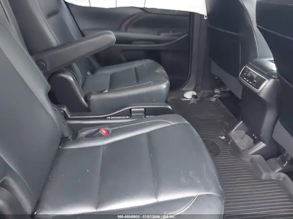 5TDJZRFH1JS857714 2018 TOYOTA HIGHLANDER - Image 8
