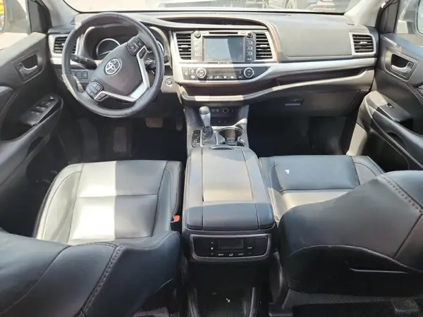5TDJZRFH1JS871628 2018 TOYOTA HIGHLANDER - Image 8
