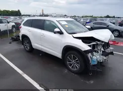 5TDJZRFH1JS875551 2018 TOYOTA HIGHLANDER