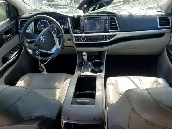 5TDJZRFH1JS878658 2018 TOYOTA HIGHLANDER - Image 8