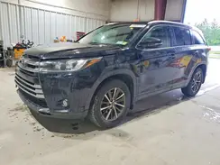 5TDJZRFH1JS885223 2018 TOYOTA HIGHLANDER