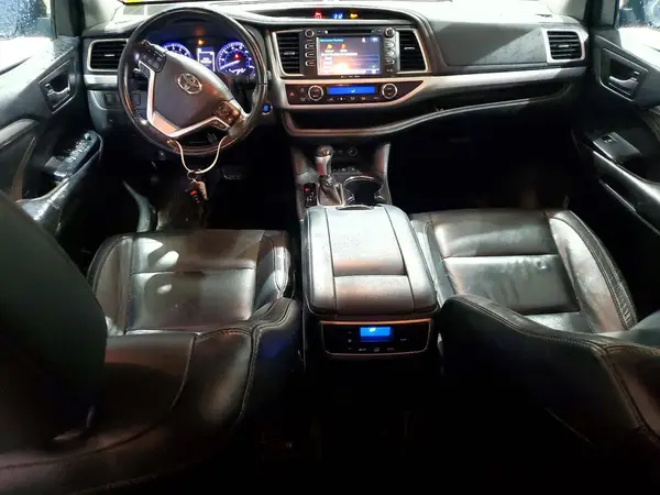 5TDJZRFH1JS885223 2018 TOYOTA HIGHLANDER - Image 8