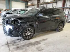 5TDJZRFH1JS889014 2018 TOYOTA HIGHLANDER