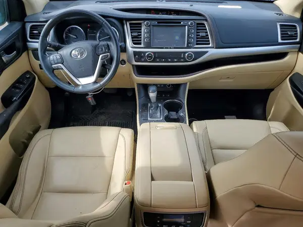 5TDJZRFH1JS902201 2018 TOYOTA HIGHLANDER - Image 8